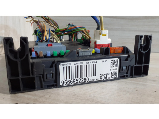 Pojistková skříňka 9666952280 Citroen C3 2010