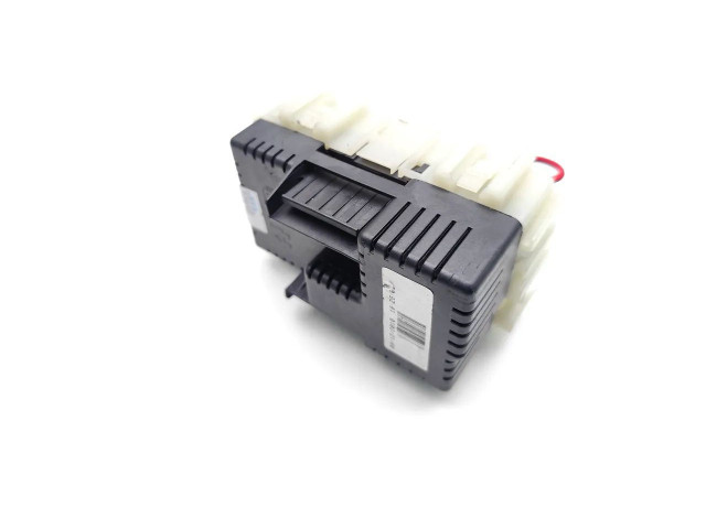 Pojistková skříňka Volvo V60 2011