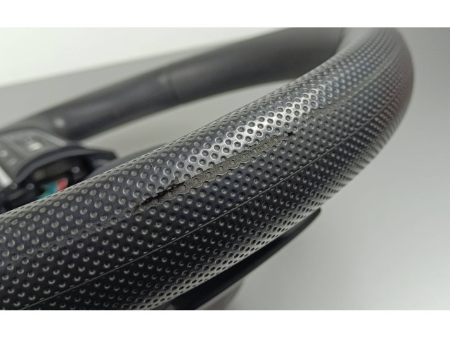 Руль    Mitsubishi Outlander IV