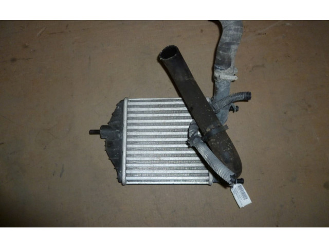 Интеркулер 46836770, 999-U43951 Fiat Idea