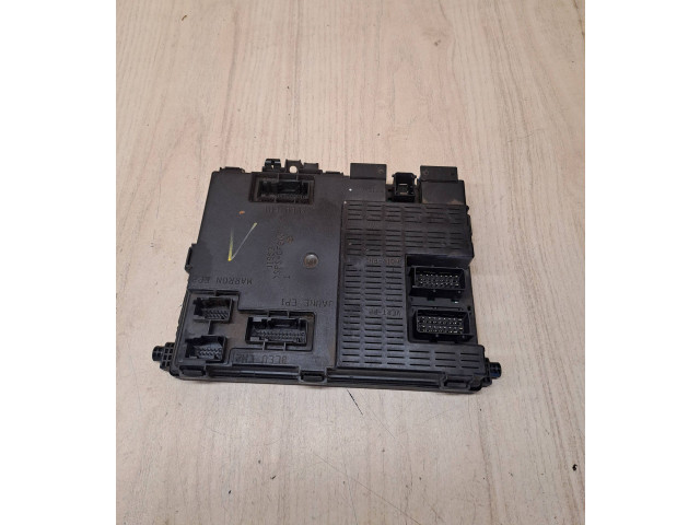 Рулевая рейка  Блок предохранителей 9650623280   Peugeot 406 1999 - 2006 года