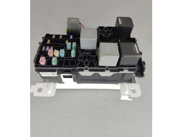 Блок предохранителей 31384034, 0491558   Volvo XC90    