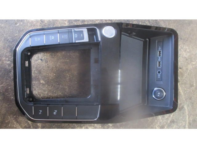 Отделка рычага переключения передач (пластиковая)