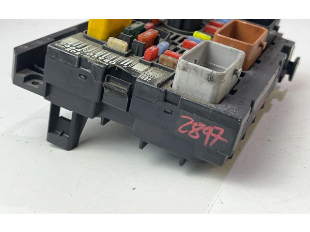 Блок предохранителей 9664705980, R02 Citroen C5