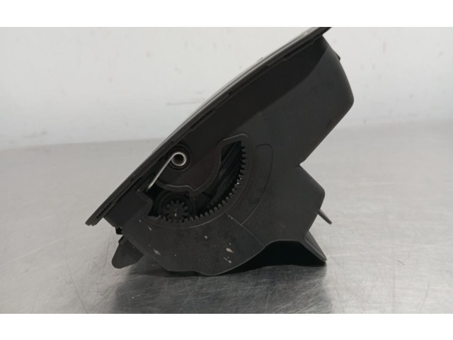 Дисплей 8UO857273E Audi Q3 8U