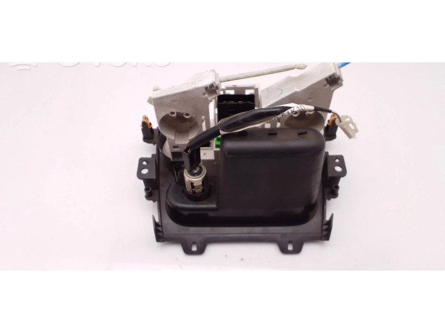 Блок управления климат-контролем Suzuki Splash