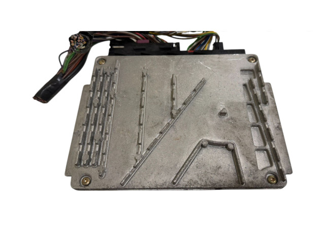 Блок управления двигателя 0281001776, 28SA4018 Volvo V70