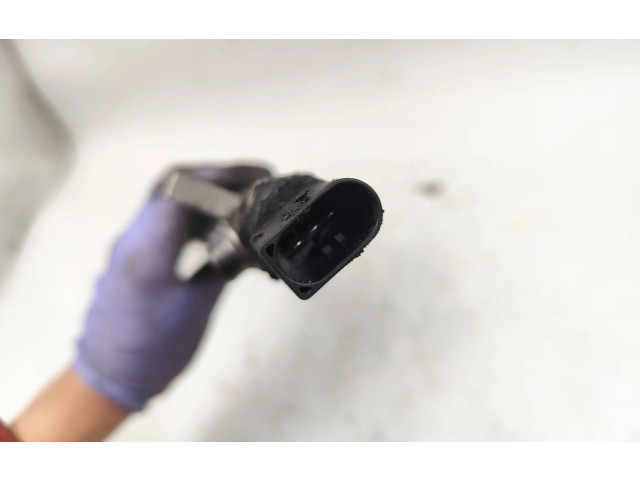 Топливная рампа    Mercedes-Benz A W169  