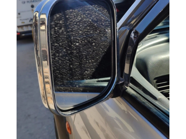 Зеркало электрическое        Mitsubishi Montero   -  года   