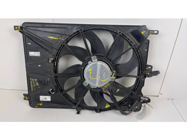 Вентилятор радиатора 52184170, 52109765 Jeep Renegade 1.3