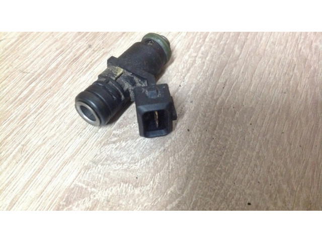 Vstřikovač 8200885287, H8200579115 Renault Clio III pro benzínový motor 1.2 D4F784