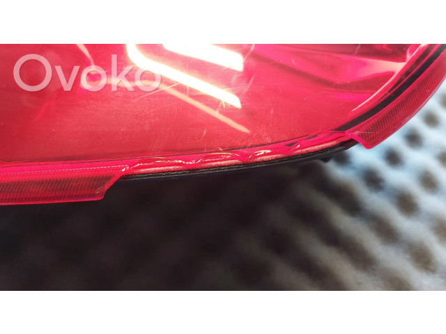 Задний фонарь левый сзади 8330A479    Mitsubishi Colt   2009-2016 года