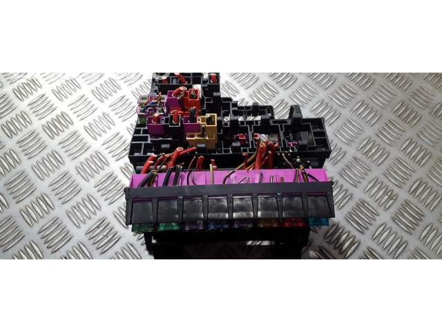 Pojistková skříňka 7m0937499a, 97vw14a301ab Seat Alhambra (Mk1) 1999