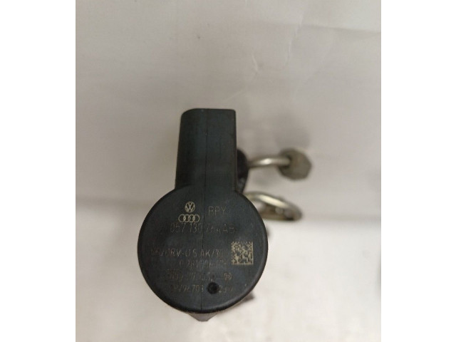 Форсунка 03P089, 03L906054    Skoda Fabia Mk2 (5J)   