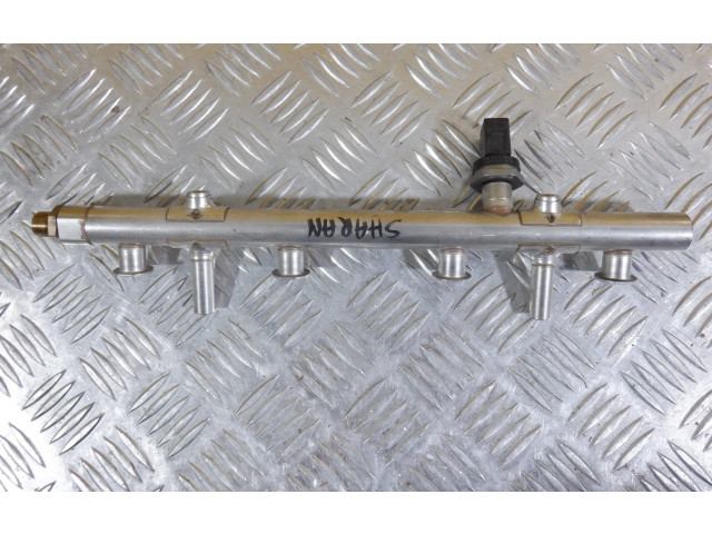 Комплект форсунок 06K133317G, 1438230503    Audi TT TTS RS Mk3 8S   