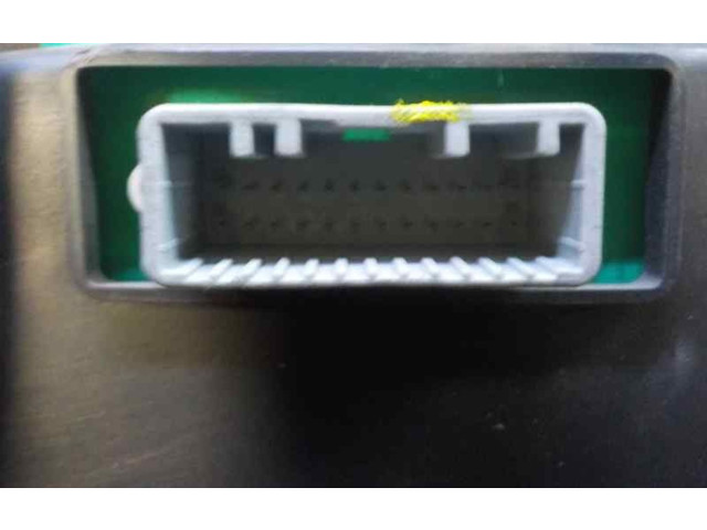 Панель приборов 248104354R, 248102158R Dacia Logan II