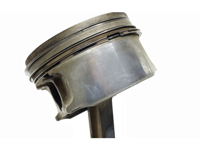  Поршень    Jaguar XJ X308  