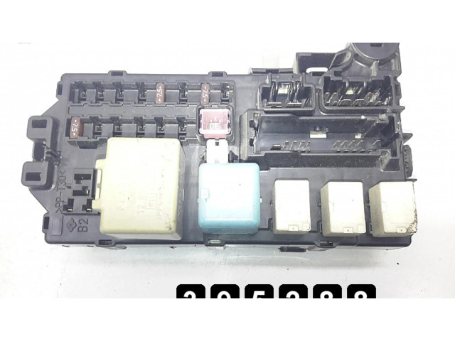 Блок предохранителей Daihatsu Sirion