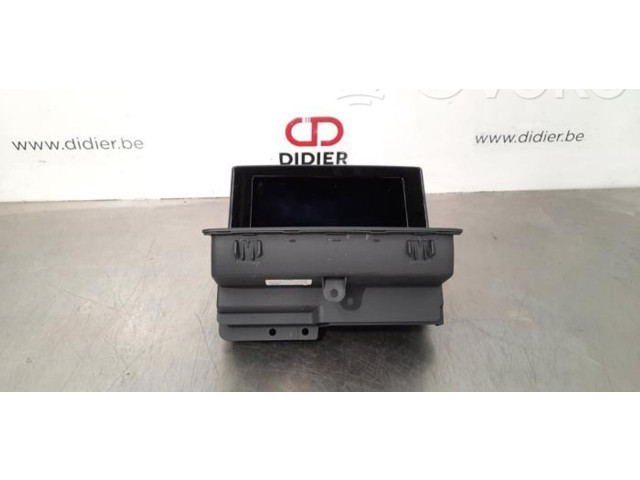 Дисплей 8U0857273B Audi Q3 8U