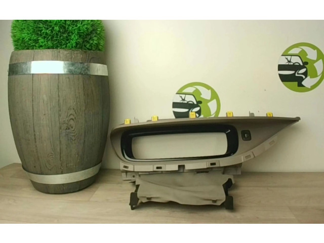 Přístrojová deska Renault Zoe 2013 682403850R, 682403850R