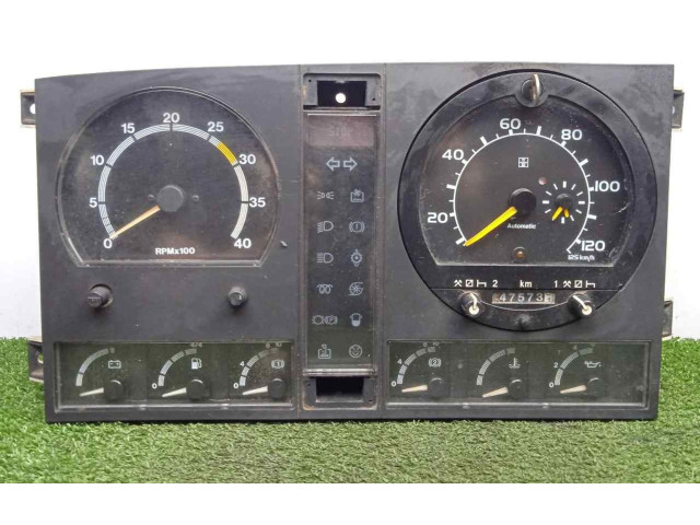 Панель приборов 015010731-19598101   Nissan Laurel       