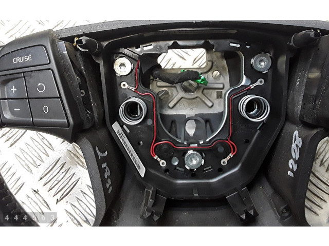 Руль Volvo V70  2005 - 2008 года SV55187001      