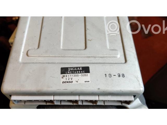 Блок управления двигателя LNC7600AE Jaguar XJ X308