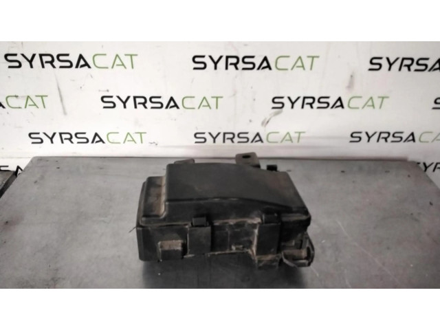 Блок предохранителей    Hyundai Sonata    