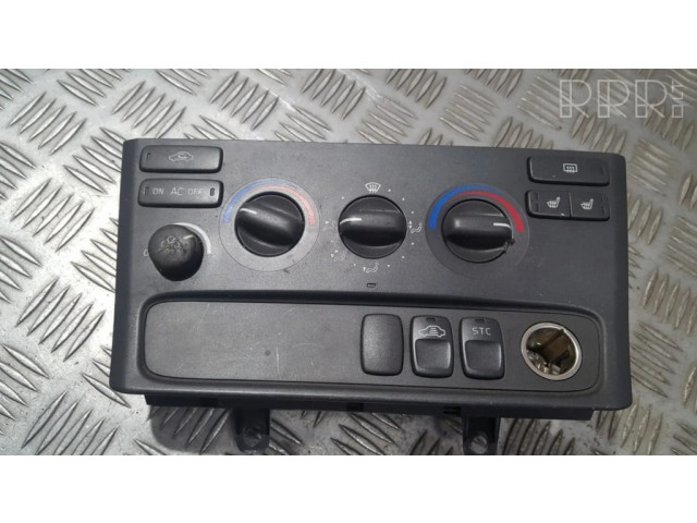 Блок управления климат-контролем 8682927, 02W08E   Volvo S60