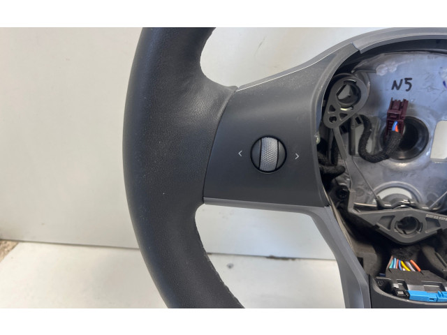 Руль Tesla Model 3 2017 - года 8002838, 1490214C