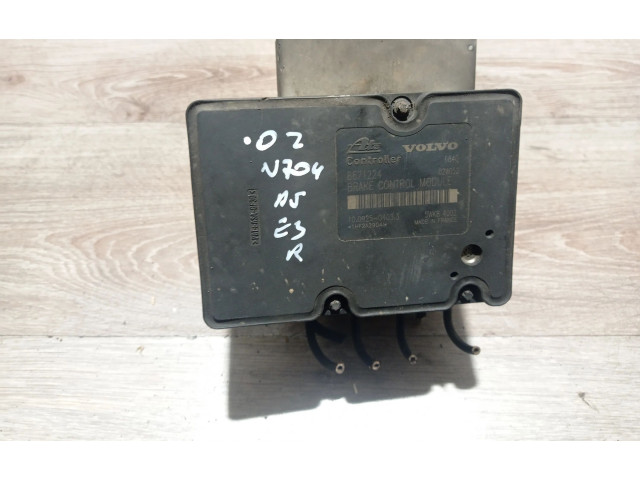 Блок АБС 10092504033, 8671224   Volvo  V70  2000 - 2004 года