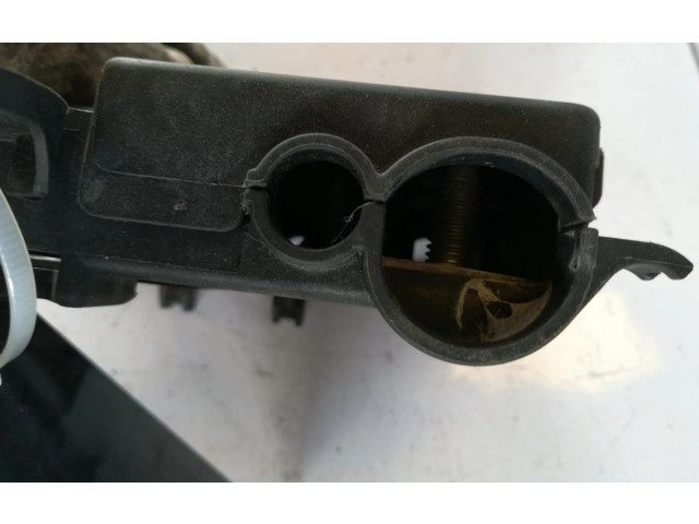 Блок предохранителей 8K0937517A, 8K0937517A   Audi A5 8T 8F    