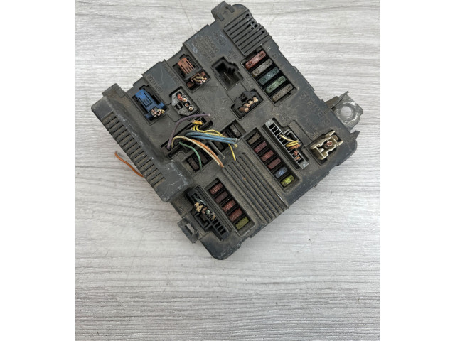   Pojistková skříňka    Citroen Berlingo 2005