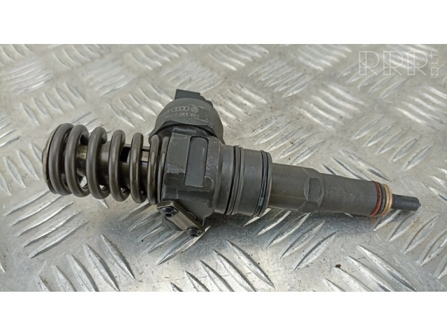 Форсунка 038130073BL    Volkswagen Touran I для дизельного двигателя BLS 1.9