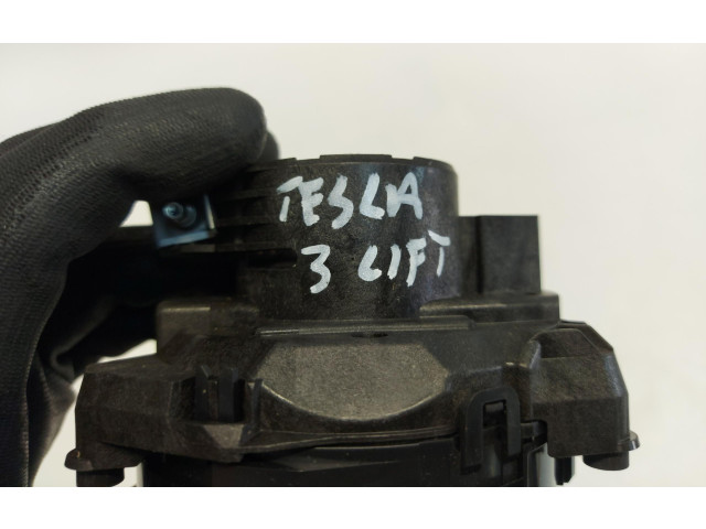 Подрулевой шлейф SRS 1767214-00-D Tesla Model 3