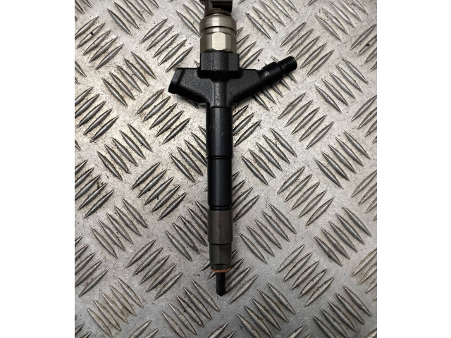 Vstřikovač 166005X00A Nissan Murano Z51