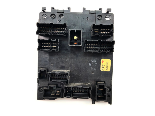 Блок предохранителей 243505W000J Nissan Pathfinder R50