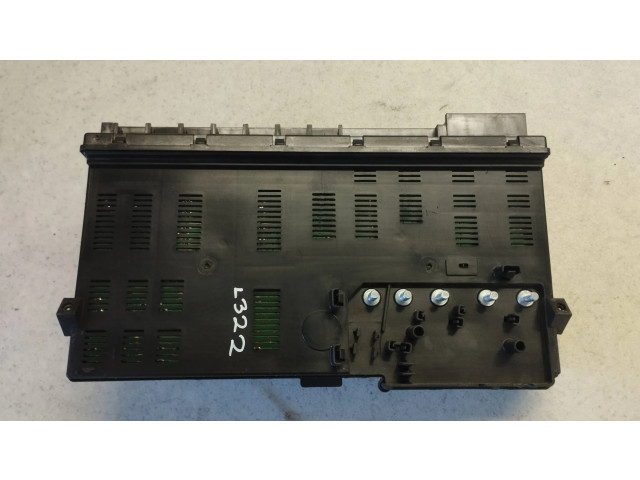 Pojistková skříňka YQE500050, 61.35-8365960 Land Rover Range Rover L322 2006