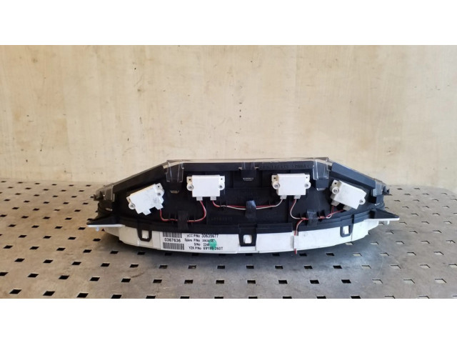 Přístrojová deska  Volvo XC90 2007 30635677, 30765611  