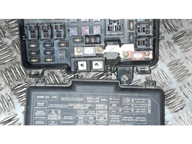 Блок предохранителей 3825A, 094354111198 Honda Accord