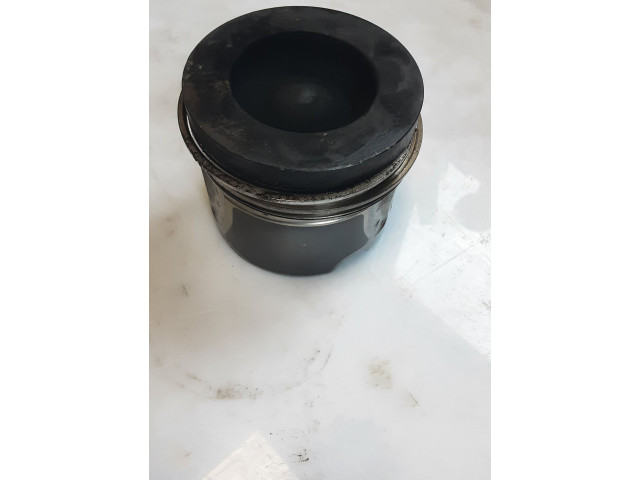  Поршень  8372T  Audi A6 S6 C7 4G  