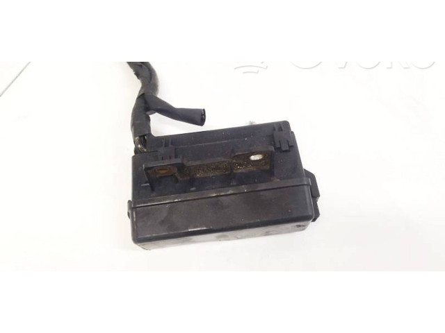 Блок предохранителей     Toyota Corolla Verso AR10    