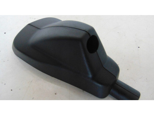 Другая деталь салона