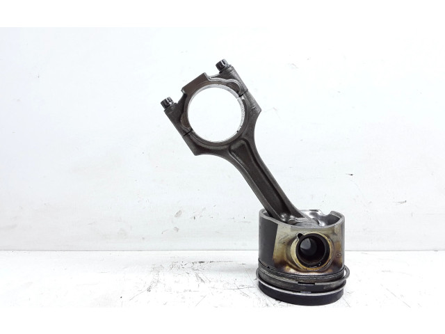 Поршень с шатуном 81L123 Volvo S60