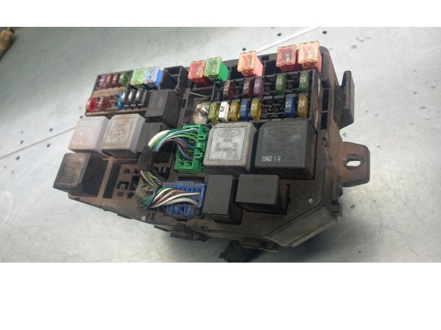 Turbodmychadlo Ящик предохранителей (комплект) Ford Mondeo Mk III