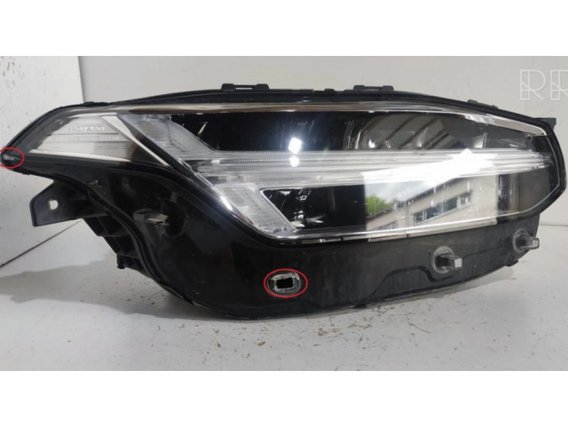 Передняя фара