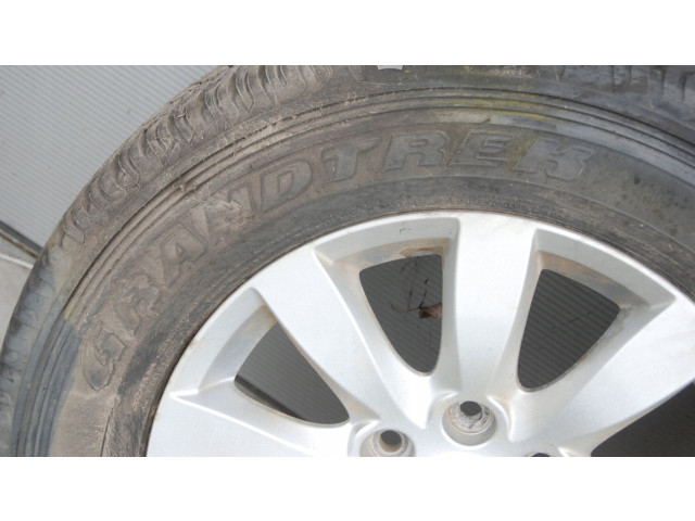 Přístrojová deska Mitsubishi Pajero 2004 200KM