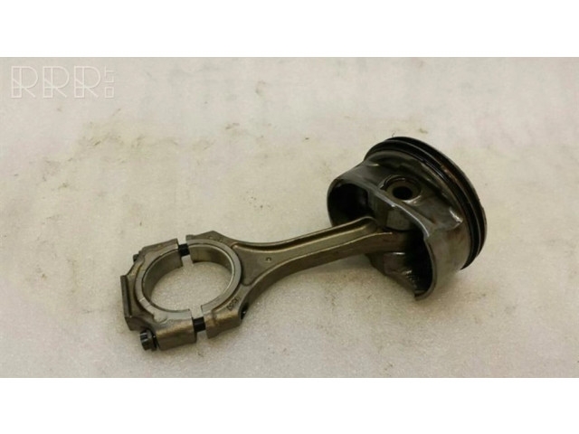 Поршень с шатуном A1560300917 Mercedes-Benz S AMG W221 для бензинового двигателя 6.2