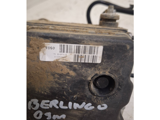 Блок АБС 8860 Citroen Berlingo 2008 - 2018 года