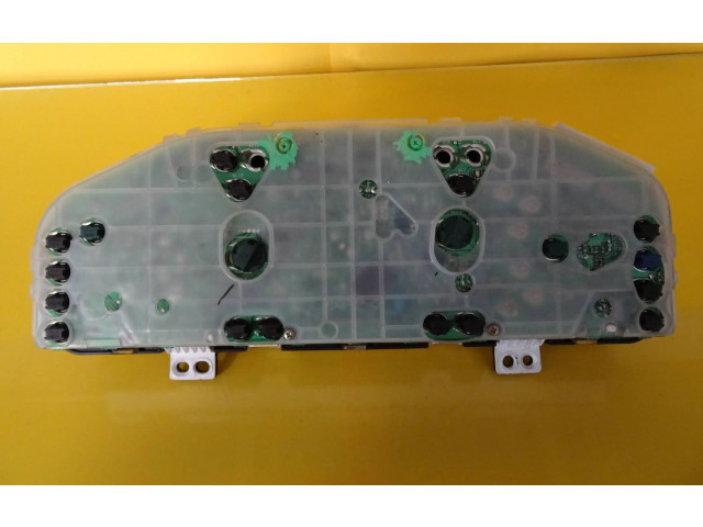 Pojistková skříňka Спидометр (приборный щиток) 3J3NB Mazda 323 F 2001